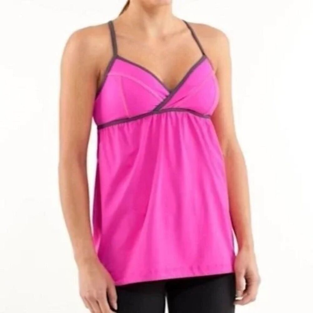 Lululemon Rehearsal Tank Paris Pink Size 4 Drawstring Hem Built in Bra